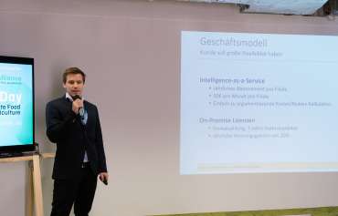 "Opal" pitcht am Demo Day.