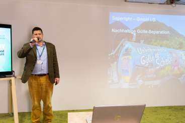 "Seperight" pitcht am Demo Day.