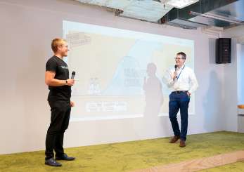 Begrüßung beim Demo Day von TechQuartier und Rentenbank