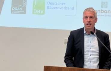 Hinrich Neumann (Top Agrar) moderiert das Berliner Forum 2023