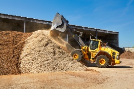 The biomass for the biomass heating system for the sustainable greenhouse at the family-run Scherzer Gemüse. (Sustainable project: Scherzer Gemüse)